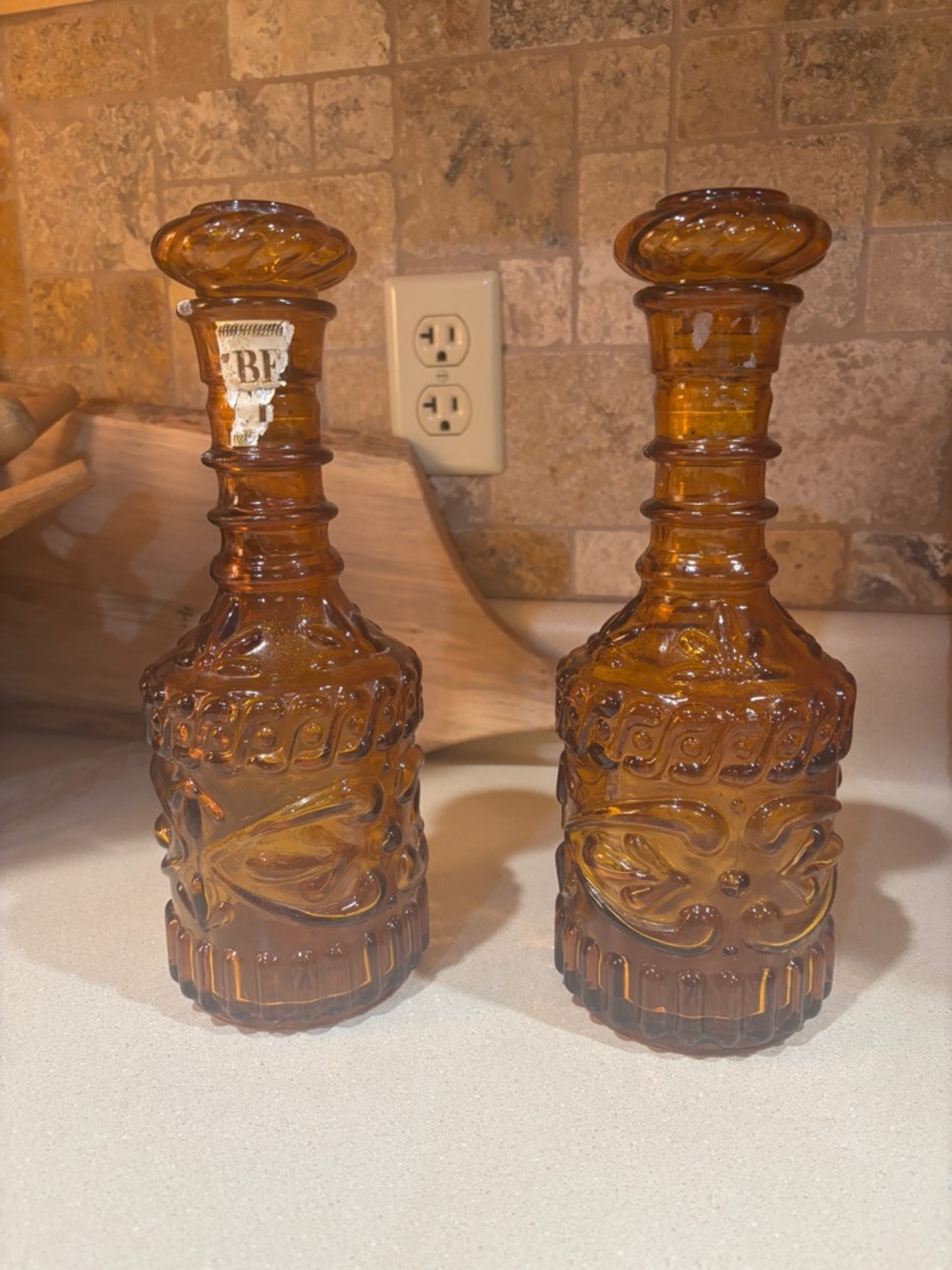 Vintage Jim Beam amber glass decanter - Set of 2